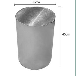 bàn inox tròn 30x45cm có mặt bàn được chấn dập bằng máy chấn CNC thủy lực, đường nét sắc sảo, chắc chắn