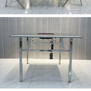 bàn inox vuông có lỗ 110x110x75cm sử dụng máy chấn CNC giúp các mép gấp an toàn, bền bỉ và đẹp mắt.