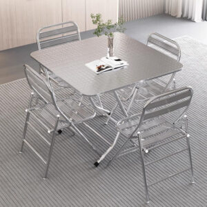bàn inox vuông xếp gọn có vân 80x80x75cm với mặt bàn được chấn dập bằng máy chấn CNC thủy lực, đường nét sắc sảo, chắc chắn
