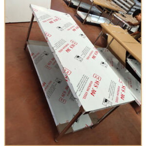 bàn sơ chế inox 2 tầng 150x80x80cm Các mối hàn được thực hiện bằng công nghệ hàn TIG có khí Ar bảo vệ chống oxi hóa