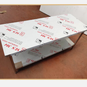 bàn sơ chế inox 2 tầng 150x80x80cm Khung bằng inox 304 được gia cố thêm các thanh tăng cứng