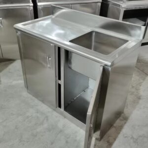 tủ chén inox có bồn rửa 900x500x800mm Số cửa 2 cửa trượt với 4 ngăn chứa đồ