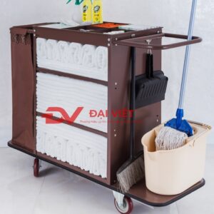 được thiết kế để thu dọn phòng khách sạn