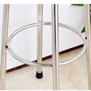 ghế đôn inox 29x55cm 4 Chân ghế được bọc lớp cao su chống trượt