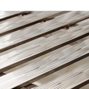 giường inox đôi chân đế cao su chống trượt