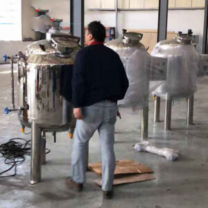 bồn khuấy trộn hóa chất 300l 07