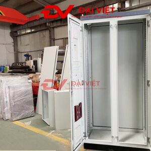 vỏ tủ điện điều khiển 1000x2000x600mm với quy trình gia công đạt tiêu chuẩn ISO