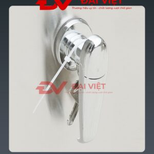 vỏ tủ điện điều khiển inox ngoài trời 800x1800x400mm vớ ổ khóa tăng độ an toàn và bảo mật