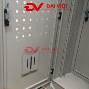 vỏ tủ điện điều khiển lập trình plc 600x1600x400mm với bản lề làm từ inox 304