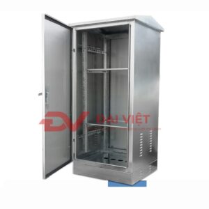 vỏ tủ điện phân phối inox ngoài trời 1500x600x400mm với khung chân được thiết kế cao và chắc chắn