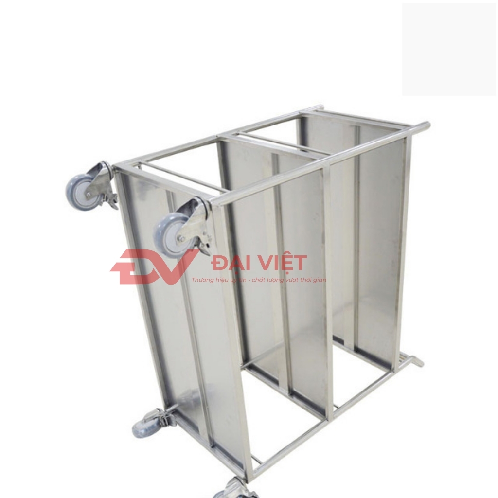 với các tầng được làm từ tấm inox 304 dày 1mm