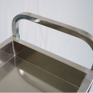 xe đẩy y tế 2 tầng 850x450x900mm với Chất Liệu Ống Inox tròn kích thước 2.5cm mối hàn bằng công nghệ hàn TIG