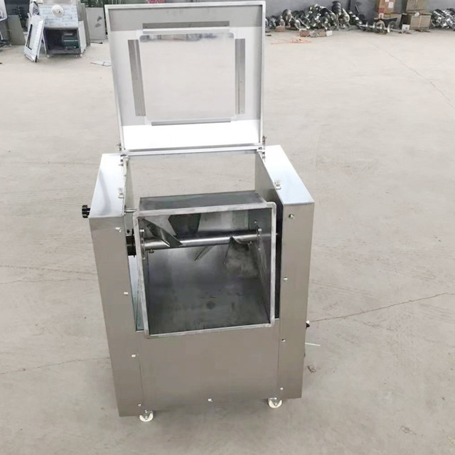 Dễ dàng thay đổi bộ lưỡi dao với các tùy chọn độ dày lát cắt từ 2.5mm, 3.5mm, 5.0mm đến 7.0mm Dễ dàng thay đổi bộ lưỡi dao với các tùy chọn độ dày lát cắt từ 2.5mm, 3.5mm, 5.0mm đến 7.0mm