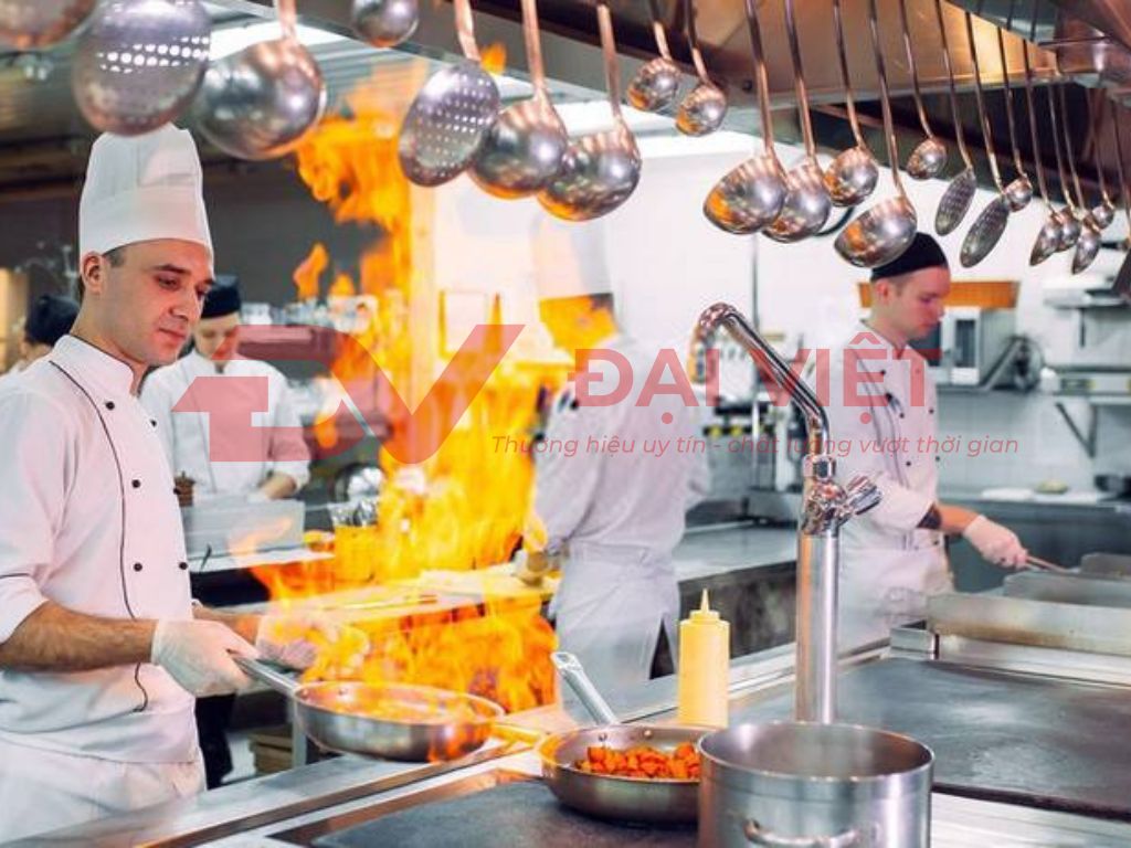 Khi nào nên chọn bếp hầm công nghiệp hay bếp khè công nghiệp Khi nào nên chọn bếp hầm công nghiệp hay bếp khè công nghiệp