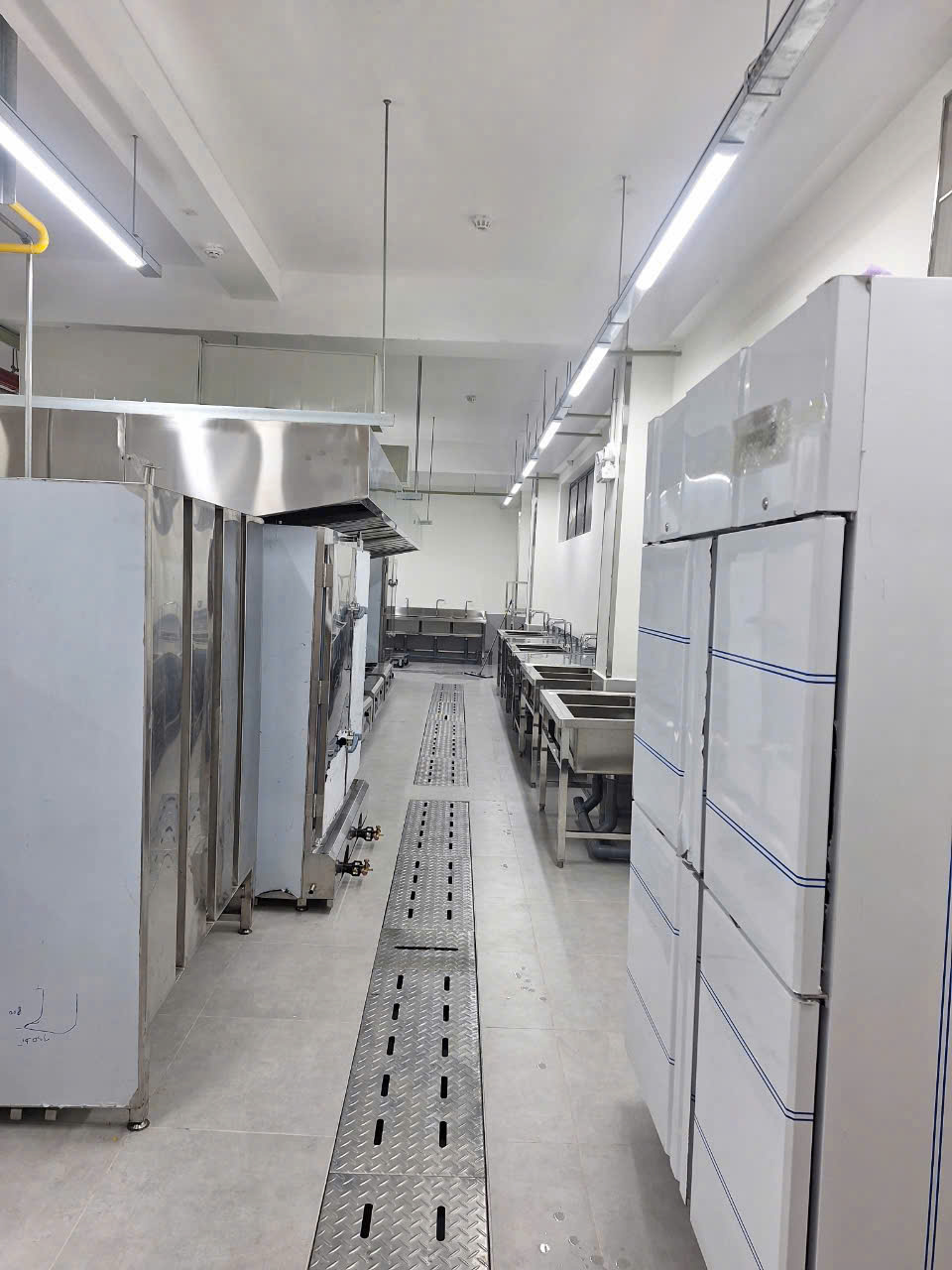 Tiêu chí lựa chọn thiết bị bếp công nghiệp inox chất lượng Tiêu chí lựa chọn thiết bị bếp công nghiệp inox chất lượng