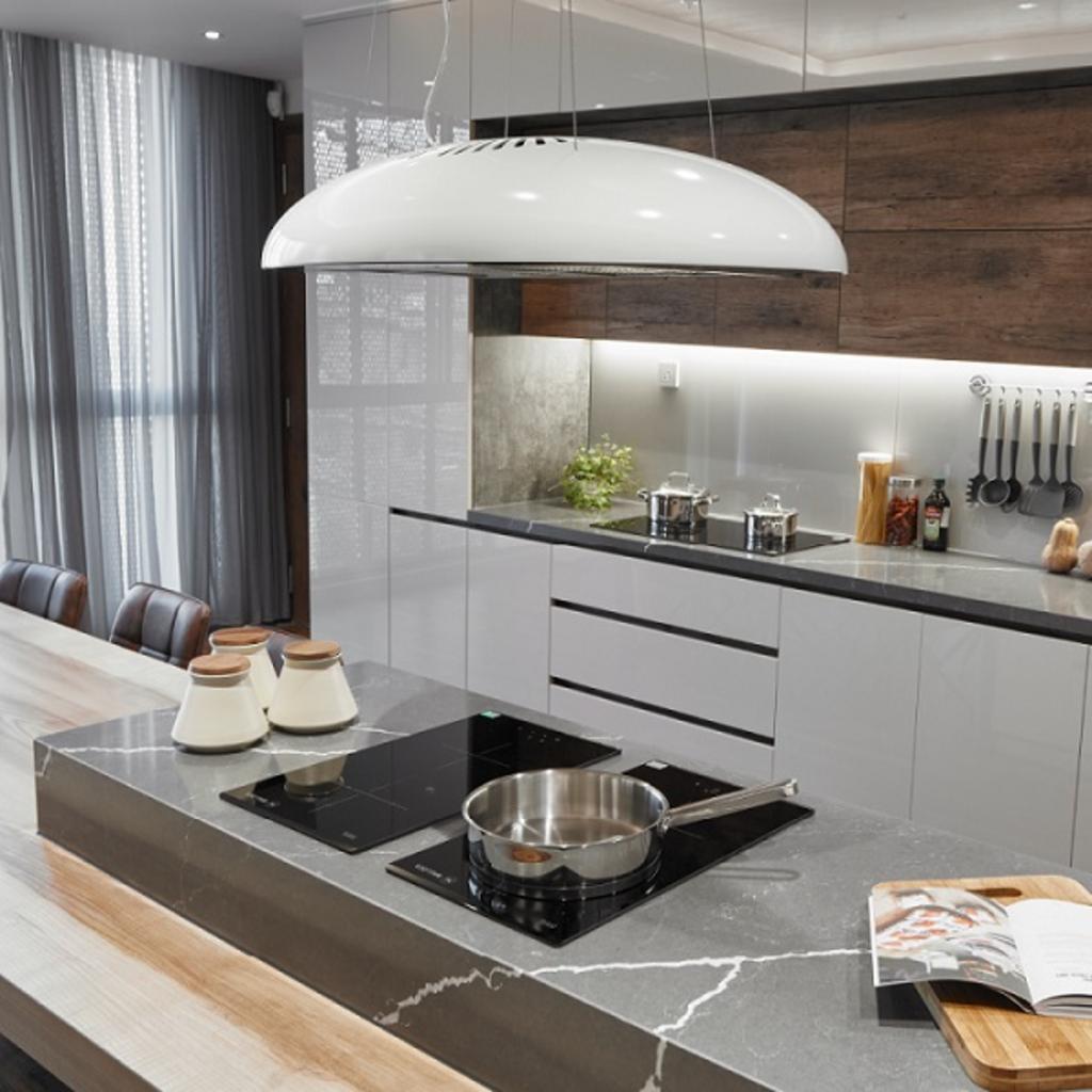 Bảng điều khiển cảm ứng trực quan của bếp điện Domino kính âm 2 điện Malloca MDR 302