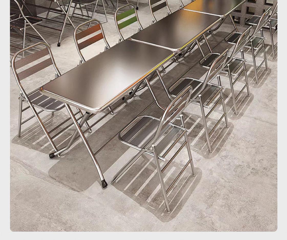 Ảnh cận cảnh chi tiết mặt bàn inox và chân bàn với mối hàn TIG màu sáng bóng