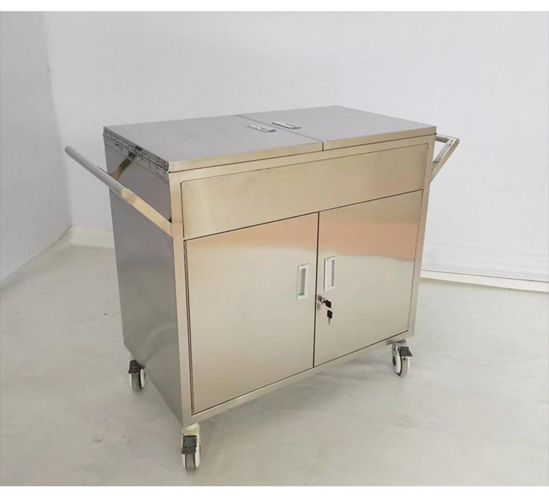 Ảnh chi tiết các ưu điểm nổi bật của tủ inox y tế 4 cửa 1 ngăn kéo