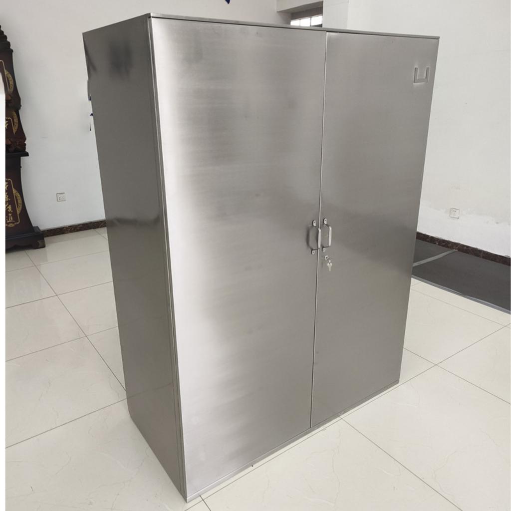 Ảnh minh họa các câu hỏi và trả lời về tủ quần áo inox 2 cửa