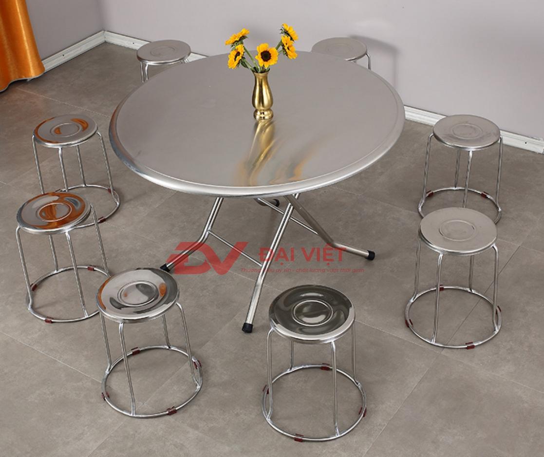 Độ bền vượt trội của bàn tròn inox xếp 3 mặt