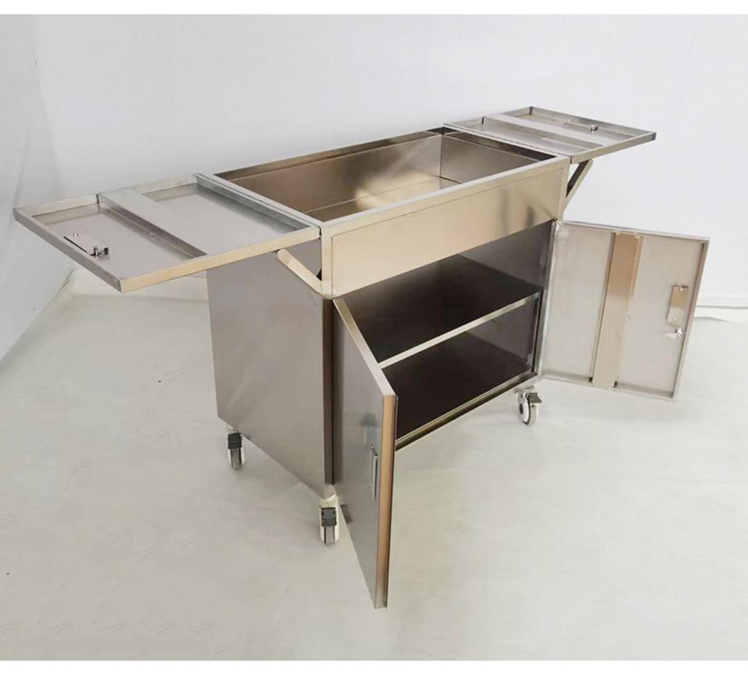 Bảng so sánh tủ inox y tế 4 cửa 1 ngăn kéo với các loại tương tự