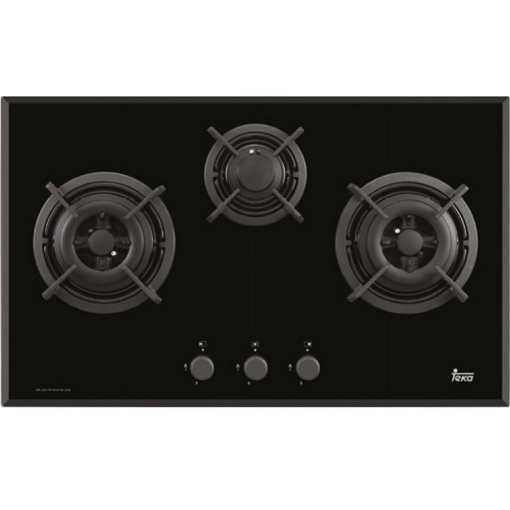 Bếp gas âm Teka GX Lux 86 3G AI AL trên bàn bếp hiện đại với ánh sáng dịu thể hiện chi tiết mặt kính chịu nhiệt và kiềng bếp gang đúc