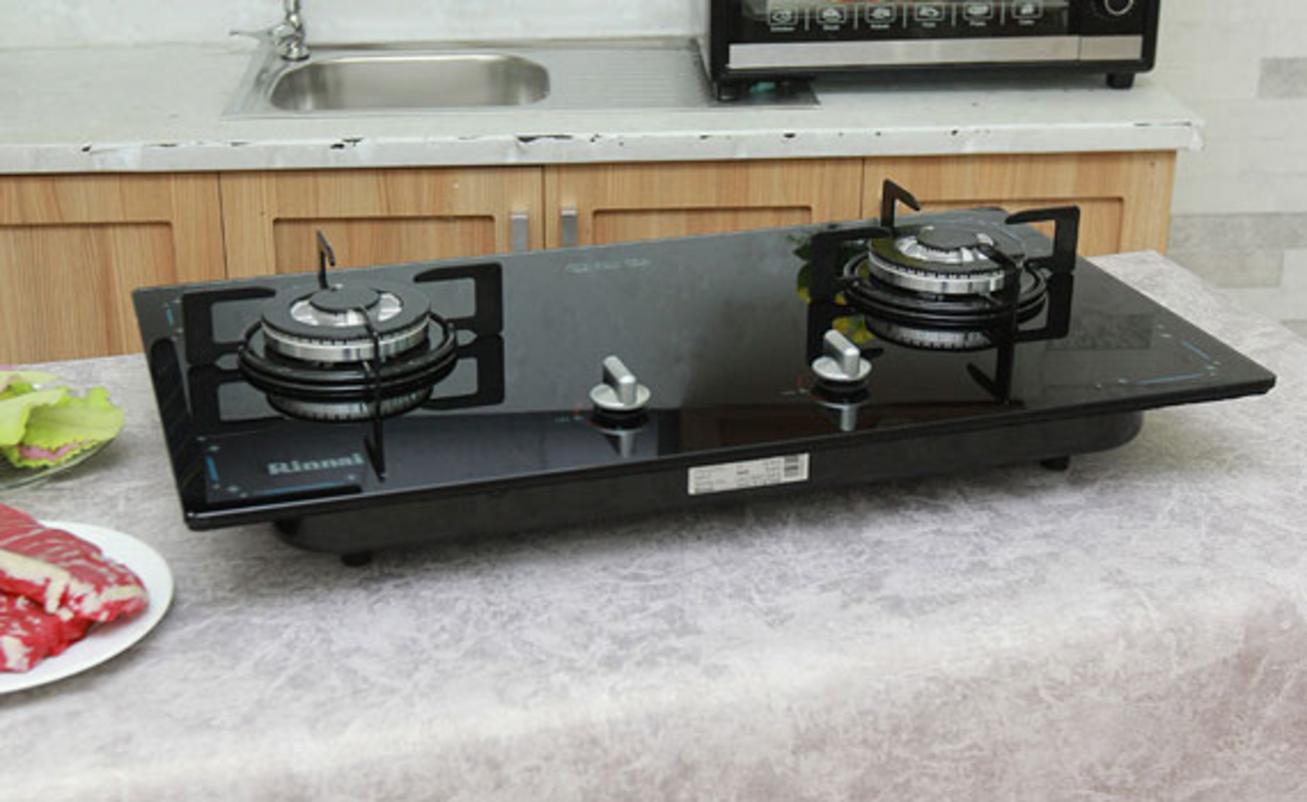 Biểu tượng an toàn cảm biến ngắt gas tự động trên bếp gas âm Rinnai RVB-212BG