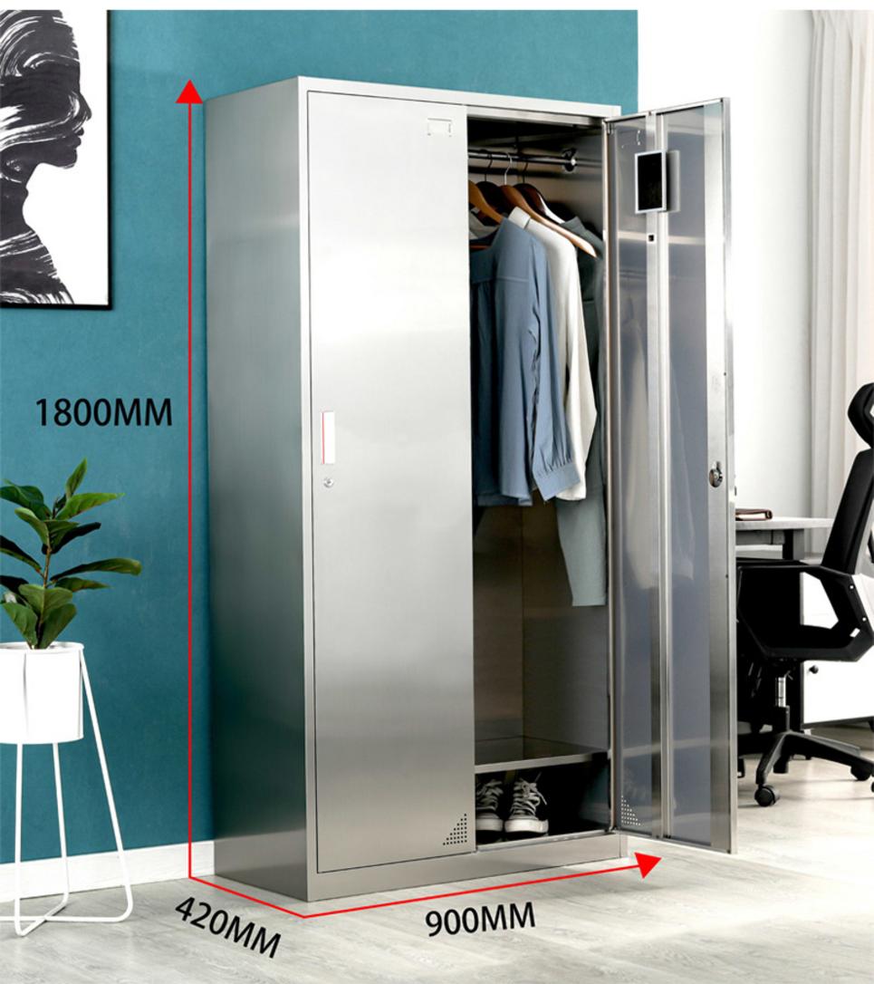 Cận cảnh mối hàn TIG và chân tủ cao su chống trượt của tủ inox 2 cửa
