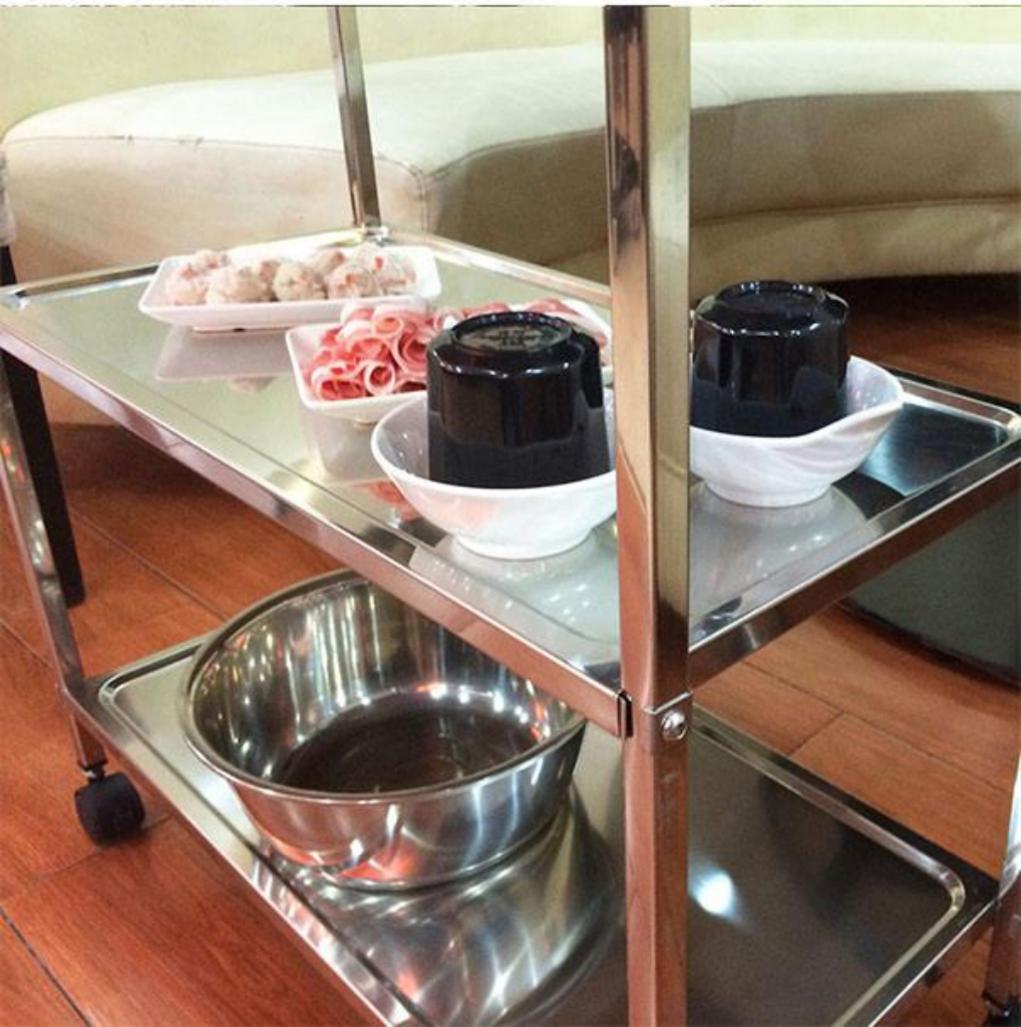 Chi tiết kỹ thuật xe đẩy inox 304 3 tầng với các số liệu kích thước, tải trọng, bánh xe