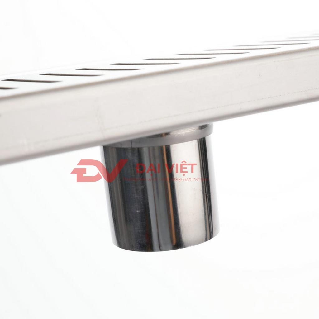 Quá trình lắp đặt và vệ sinh máng thoát sàn inox