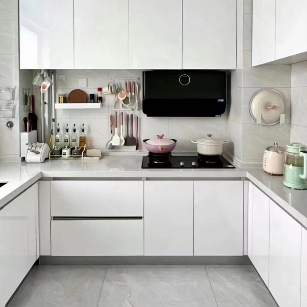 Hướng dẫn vệ sinh và bảo dưỡng tủ bếp inox cánh acrylic