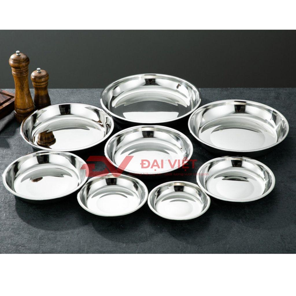 Sử dụng thau inox 30cm trong nhà bếp gia đình và quán ăn