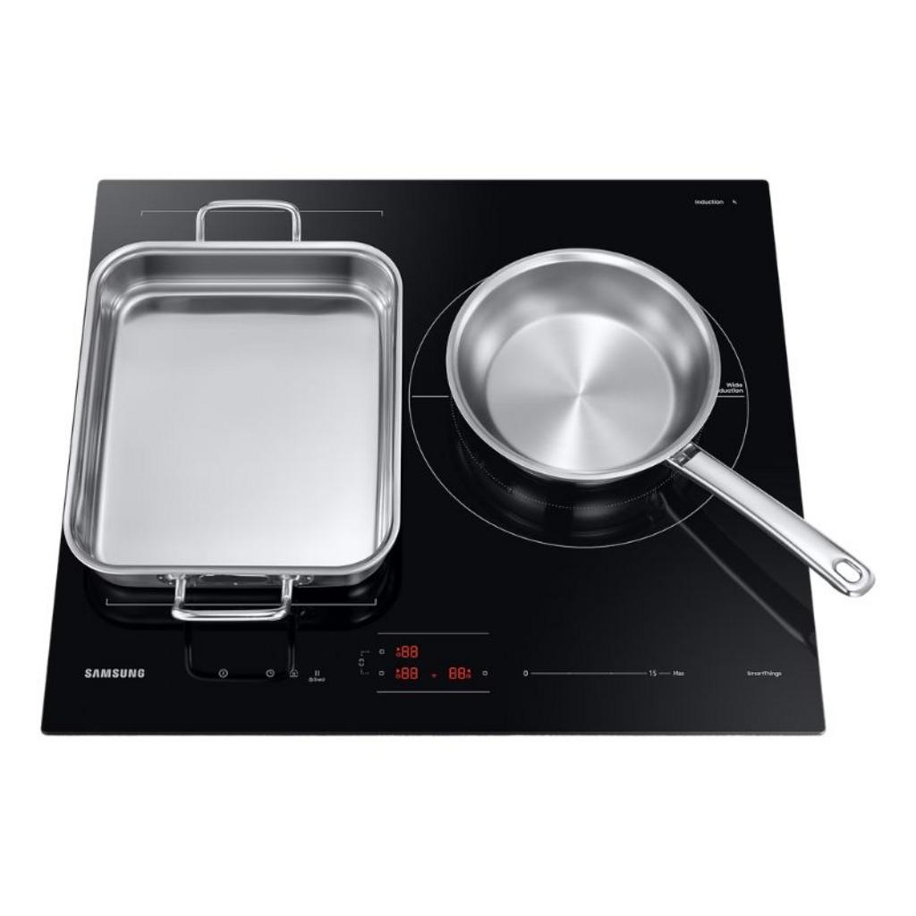 Thông số kỹ thuật chi tiết bếp từ Samsung NZ63B5046FK/SV trên nền hình ảnh một tờ thông số kỹ thuật