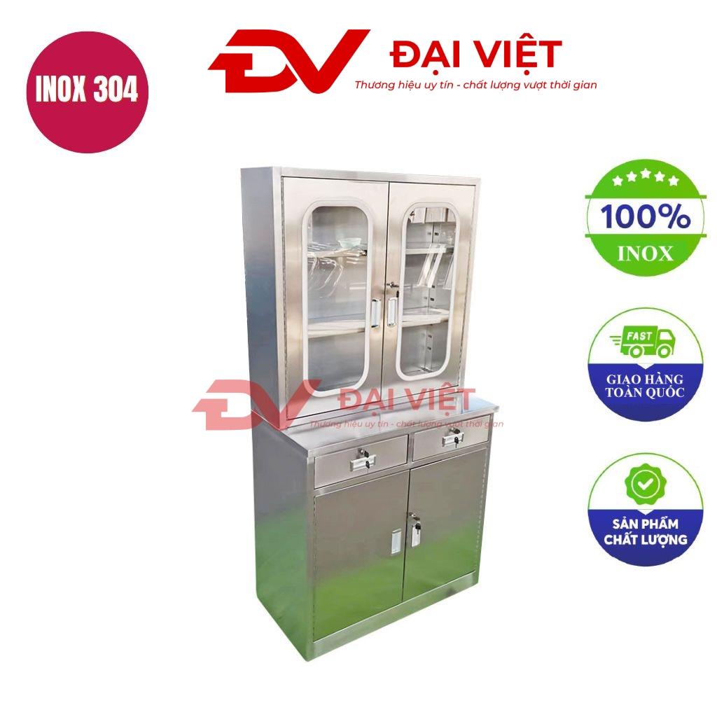 Tủ thuốc y tế inox 6 cửa có bàn trong phòng khám hiện đại ánh sáng tự nhiên góc chụp nghiêng