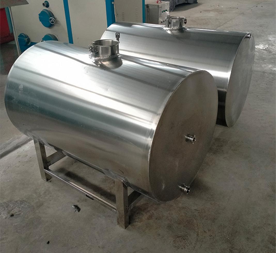 Cấu tạo và thành phần chính của bồn inox công nghiệp