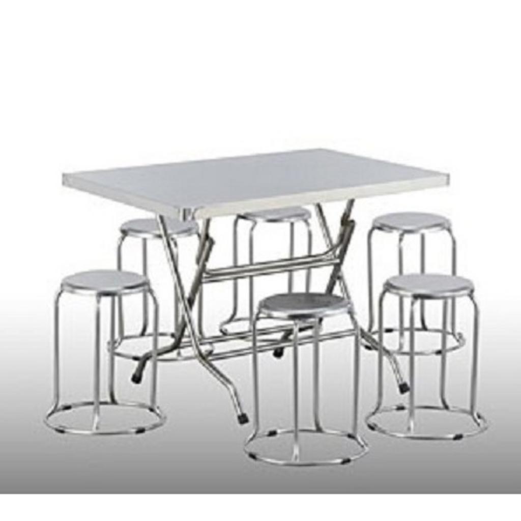 Lợi ích nổi bật của bộ bàn ghế inox đối với vận hành F&B.