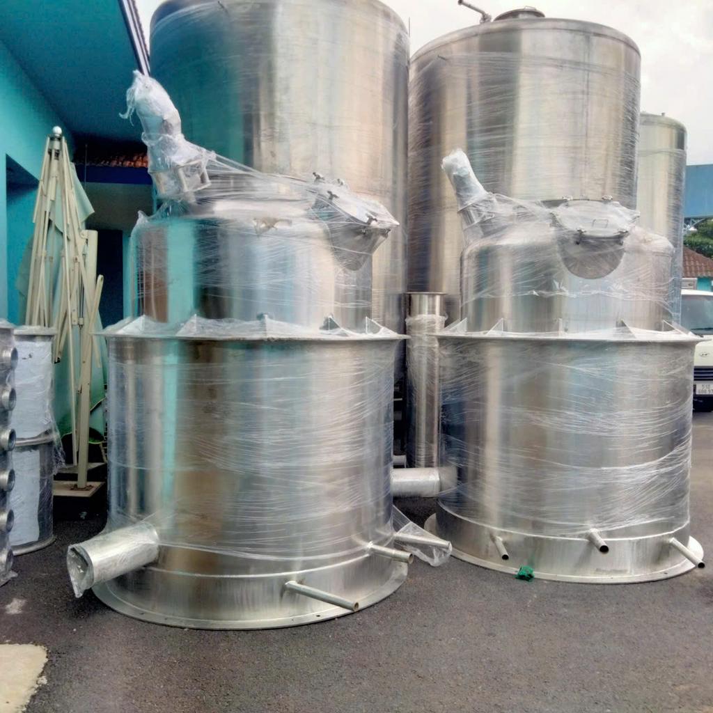 Quy trình sản xuất bồn tại xưởng.