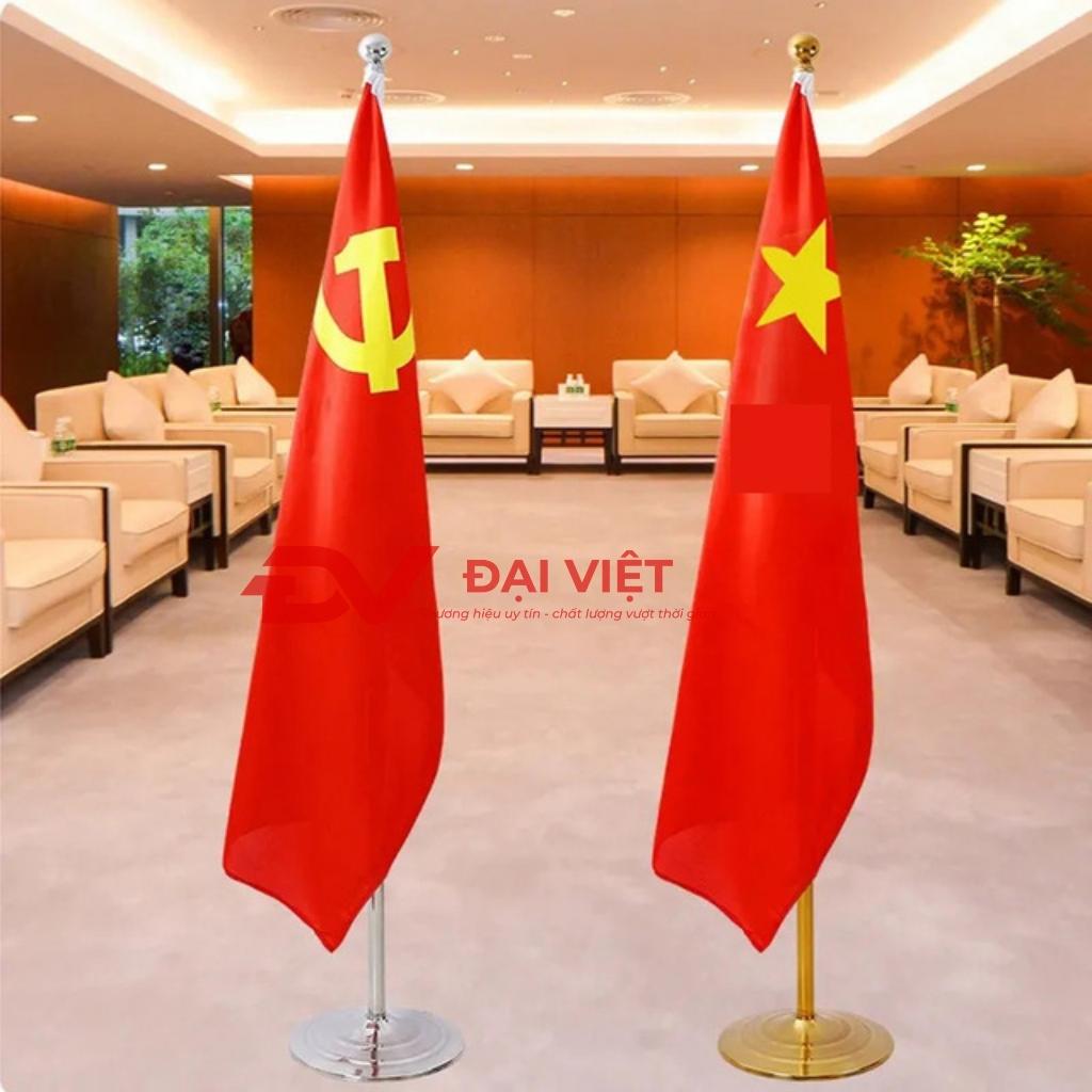 Bảng so sánh nhanh giữa cột Cơ Khí Đại Việt và sản phẩm giá rẻ.