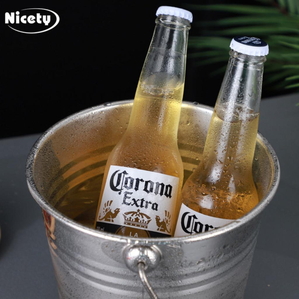 Bảng tham chiếu giúp lựa chọn dung tích xô đá inox theo số lượng khách và mục đích sử dụng.