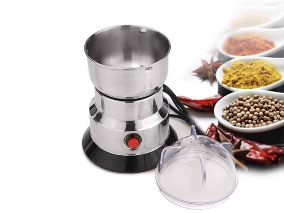 Bảng so sánh chọn máy xay bột được thiết kế rõ ràng, chia cột theo quy mô sử dụng.