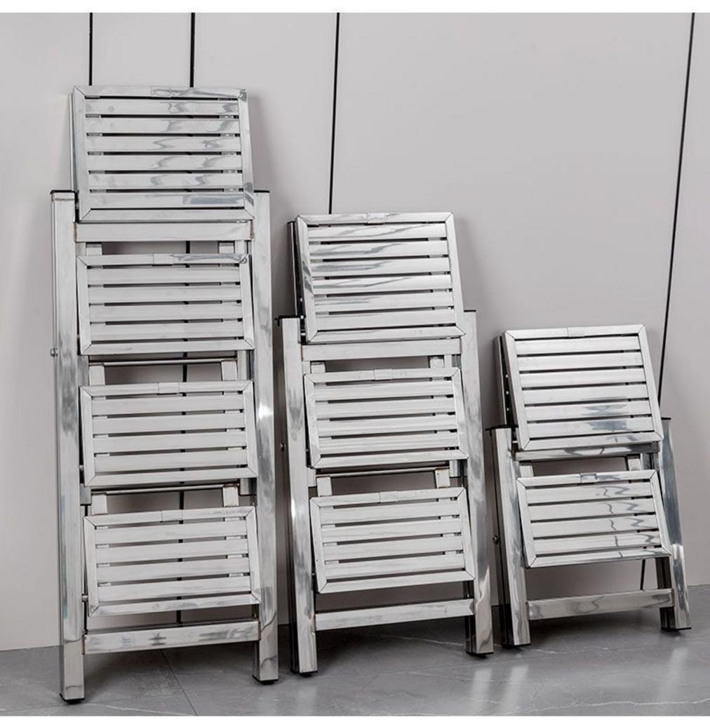 Minh họa một bảng báo giá thang rút đơn inox với các tùy chọn khác nhau.