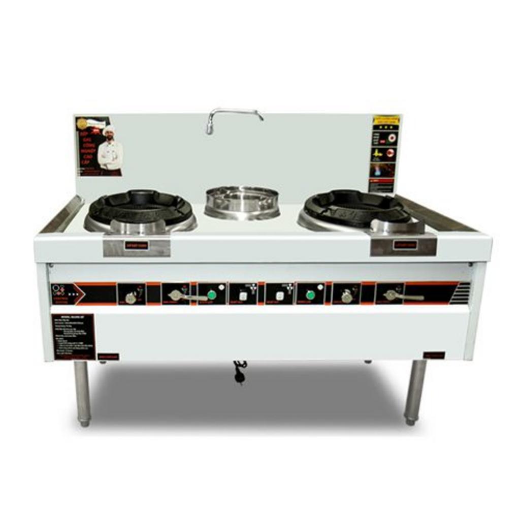 Quạt thổi 2x250W với họng gang đúc Ø400mm tạo ngọn lửa đều và hiệu suất đốt cao.