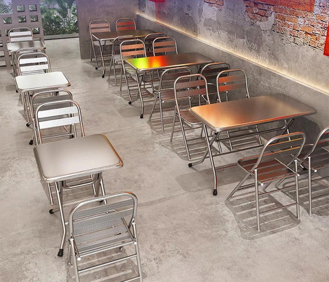 Biểu đồ so sánh tổng chi phí sở hữu (TCO) của bàn inox so với các vật liệu khác qua 10 năm.