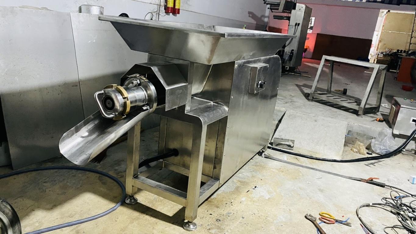 Máy chế biến thực phẩm đa năng của Philips, phù hợp cho nhu cầu gia đình.