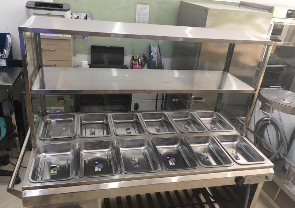 Dàn tủ hâm nóng với nhiều cấu hình khác nhau: 6 khay, 10 khay, 12 khay kính cong được trưng bày tại xưởng Cơ Khí Đại Việt.