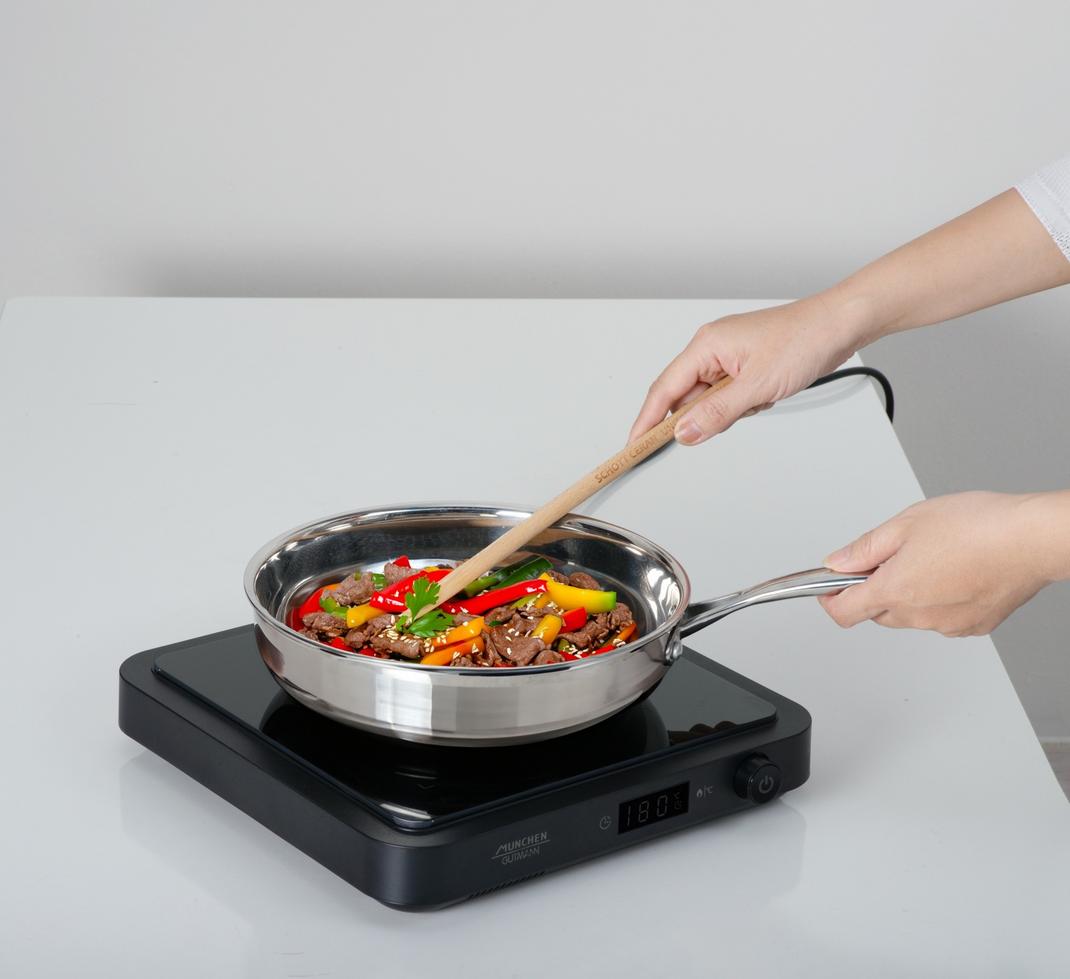 Hình ảnh dự án thực tế do Cơ Khí Đại Việt thi công hệ thống bếp từ cho một canteen khu công nghiệp.