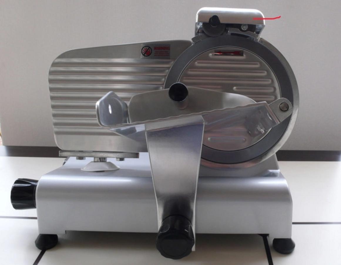 Bản vẽ 3D dây chuyền chế biến giò chả do Cơ Khí Đại Việt thiết kế.