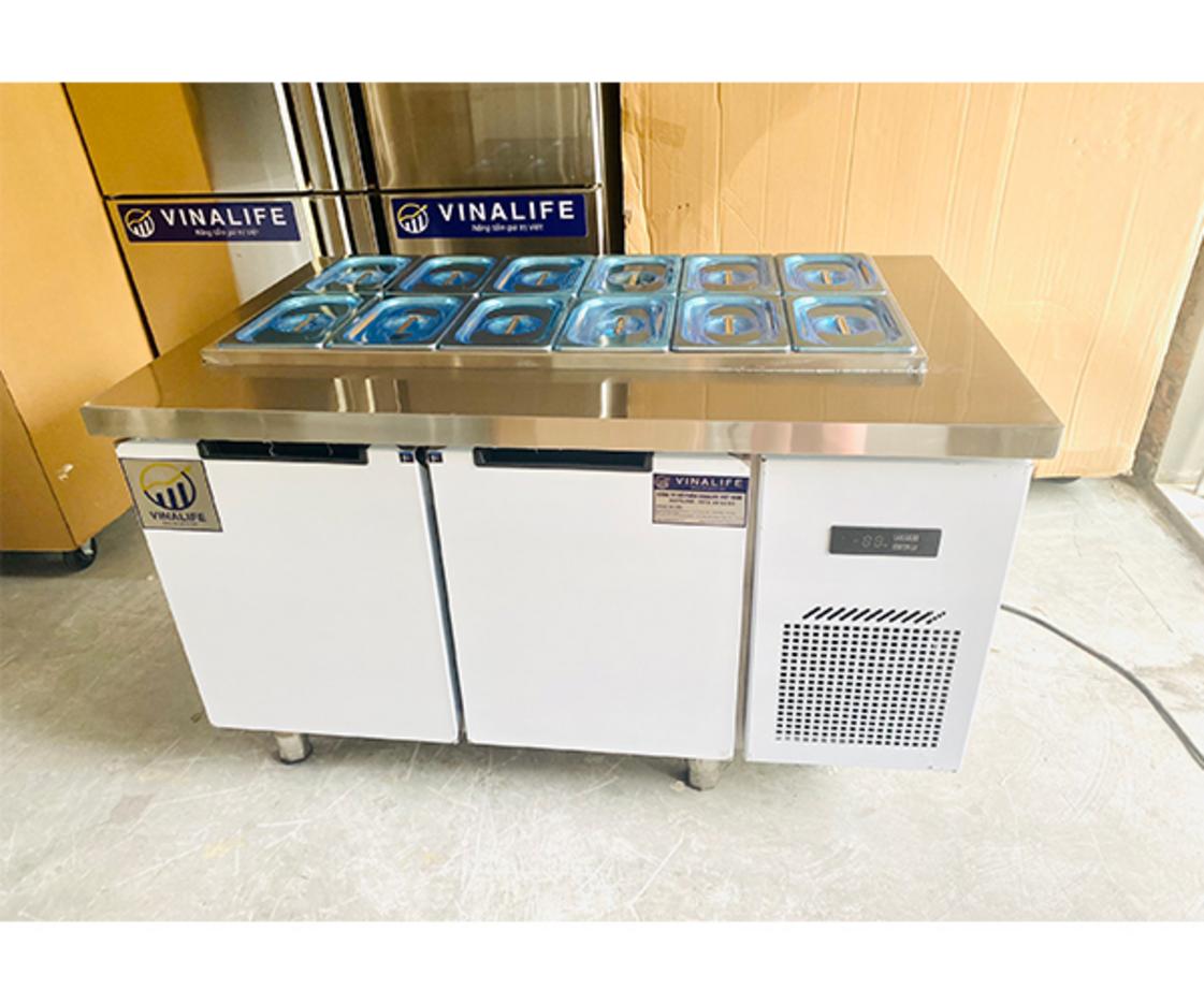 Hình ảnh thực tế dự án lắp đặt hệ thống bàn salad cho khách hàng.