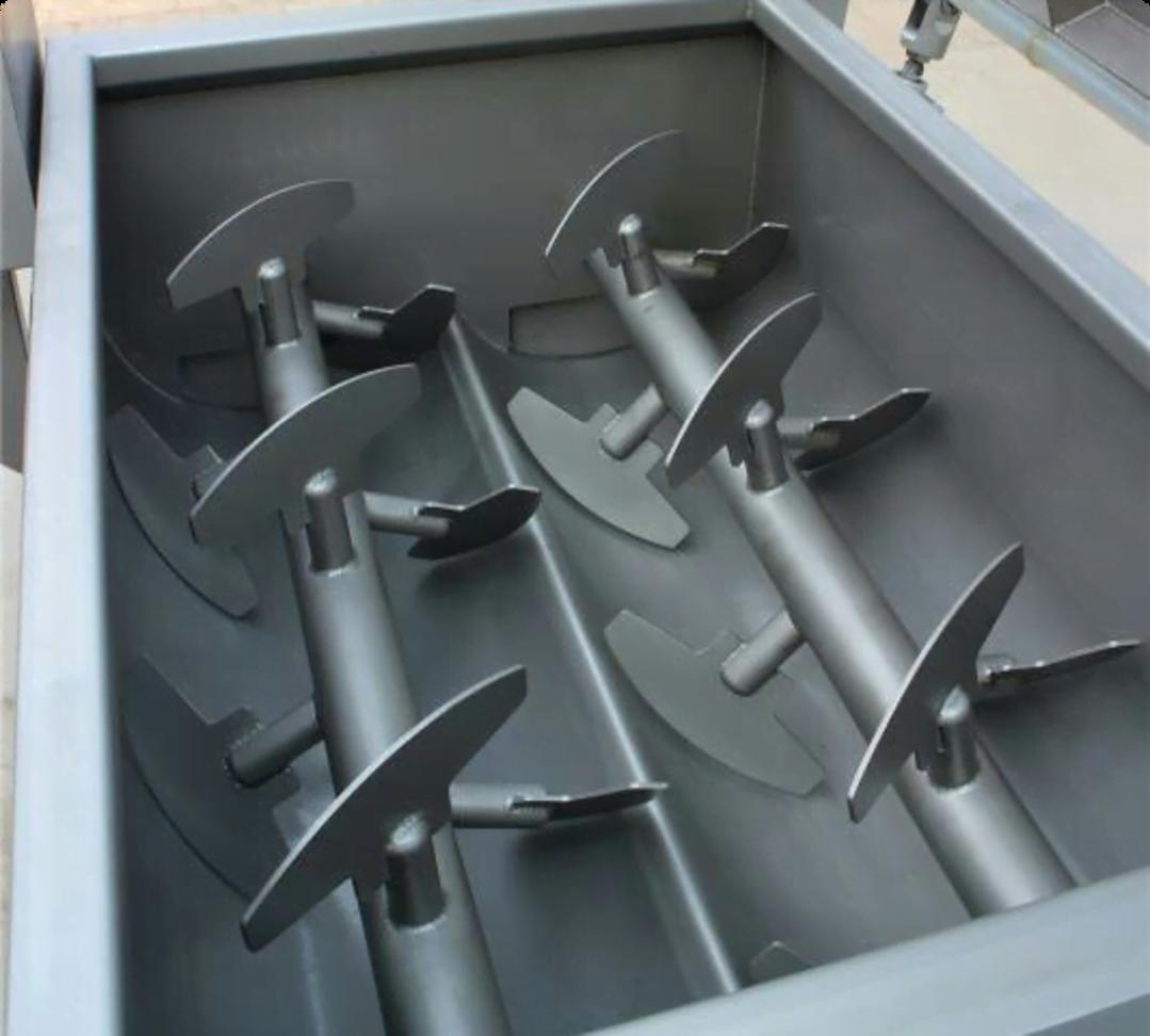 Sơ đồ cấu tạo chi tiết máy trộn thịt nằm ngang với các bộ phận chính: Khoang trộn, cánh xoắn, motor, khung sườn và tủ điện.