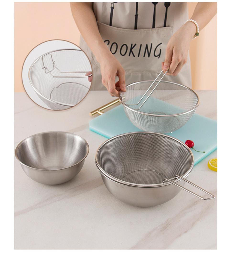 Đội ngũ kỹ sư và công nhân tại xưởng Cơ Khí Đại Việt, minh chứng cho năng lực sản xuất trực tiếp.